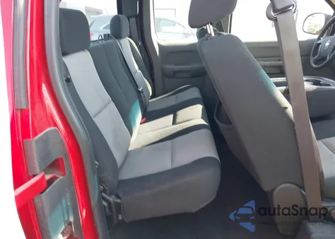 2007 Chevrolet Silverado 1500 Work Truck z USA, uszkodzony, nr VIN 2GCEK19J671599440